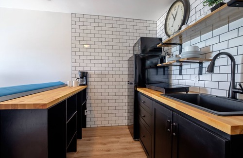 San Pedro Hotel | Aqua Vista Beachfront Suites
