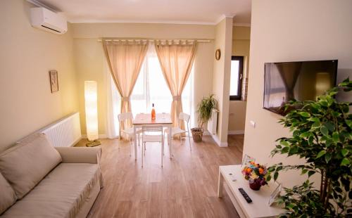 Mamaia-Sat Apartment | Aquarium Residence 3