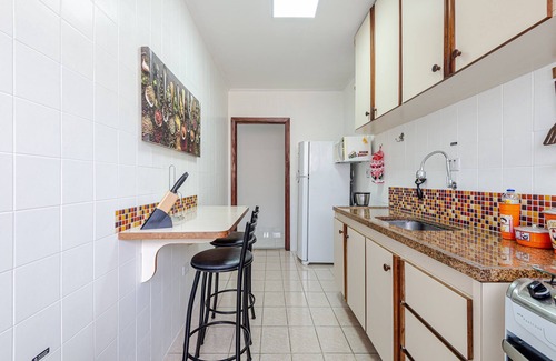 Jardim Belmar Apartment | Ar Condicionado Wi-fi Vaga Coberta Perto da Praia