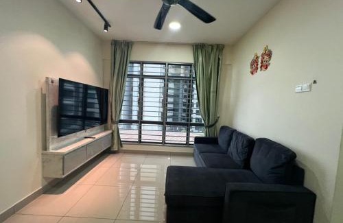 Taman Daya Apartment | ARC Austin hill 2BEDROOM 2BATHROOM HOST by Wendy