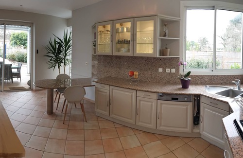 Taussat Villa | Architect-designed villa, heated pool, beach 200 m away in the heart of the Bassin d'ARCACHON