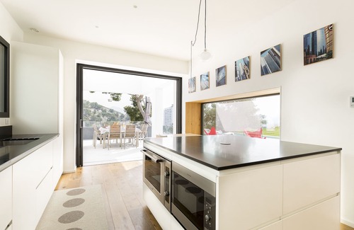 Perier House | Architect's villa & swimming pool in the heart of Marseille