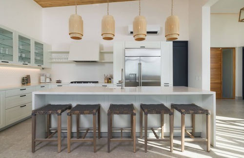 Tamarindo House | Architectural Marvel Overlooking Tamarindo Bay
