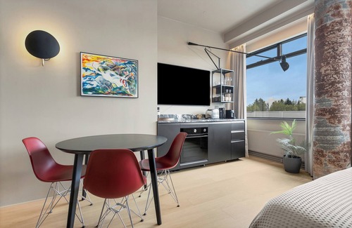 Haaleiti Hotel | Arctic Comfort Hotel