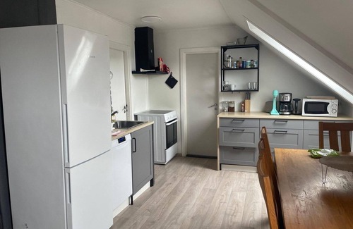 Tromso Apartment | Arctic Skyview Retreat in Tromso - With Parking