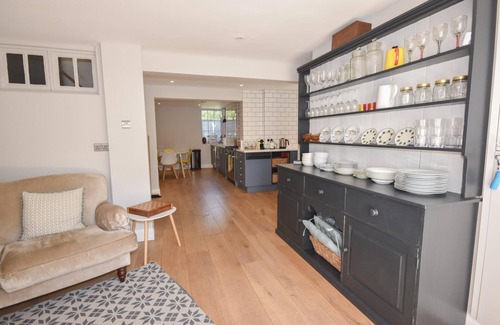 Ryde House | Arden Villa with Sea Views