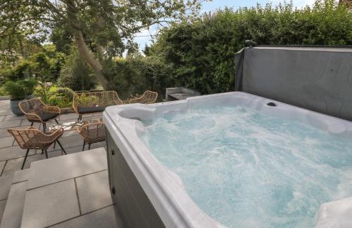 Llanbedrog House | Argraig