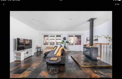 Reid Apartment | Argyle Square · Walk to City Centre / WiFi / Sleeps 10