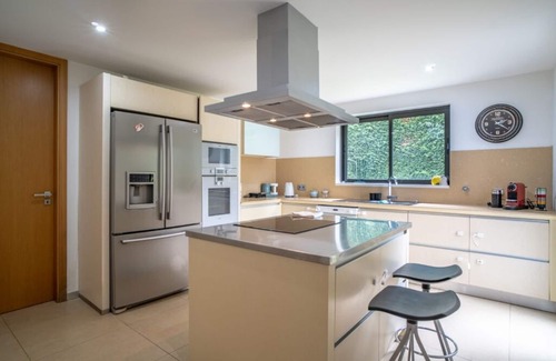 Sao Martinho Villa | Arieiro Villa
