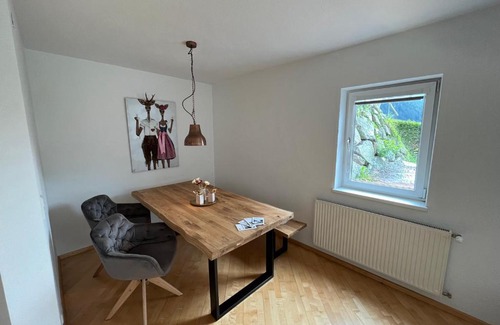 Oetz Apartment | Armelen Villa