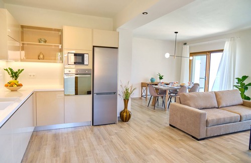 Afionas Apartment | Armikes Beachfront Suite 4 Afionas Corfu