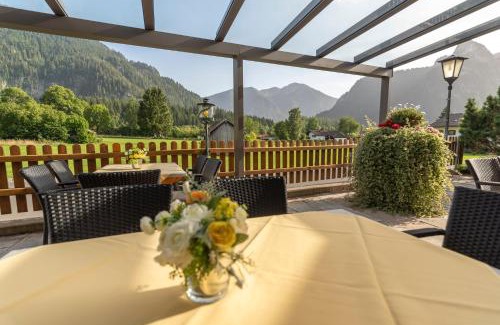 Oberammergau Hotel | ARNIKA Garni
