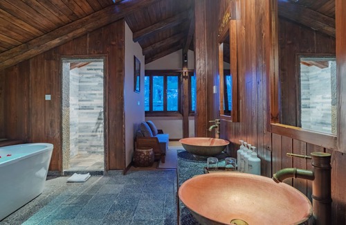 Shangri-La Hotel | Arrokhampa By Zinc Journey Shangrila