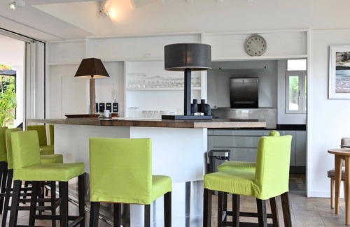 Mont Jean Villa | Arrow Marine (2/3 Rooms)