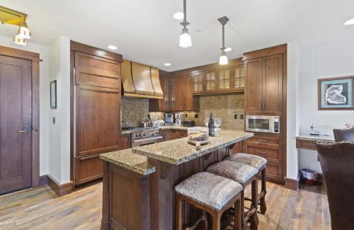 Empire Pass Apartment | Arrowleaf Lodge at Deer Valley Resort - Two Bedroom Residence #301 condo