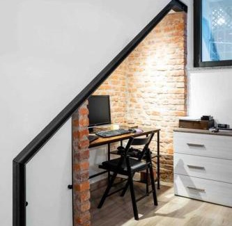 Giambellino Apartment | Art Café Tulipani