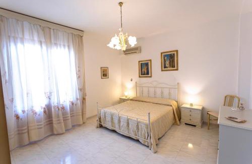 Minervino di Lecce House | Art House - Big & Artistic Design House