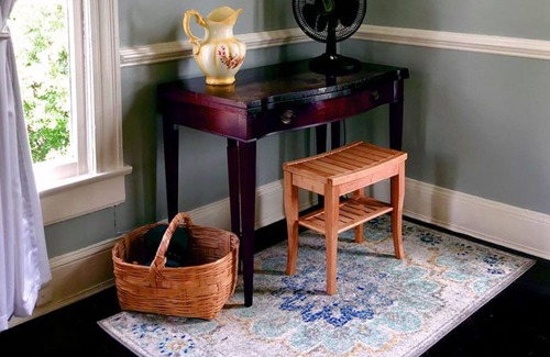 Orange House | Art House on Main