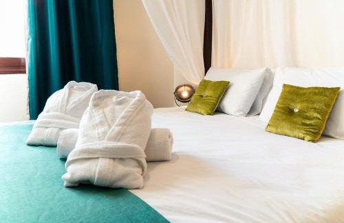 Medina House | ArtHouse Cinema Hotel