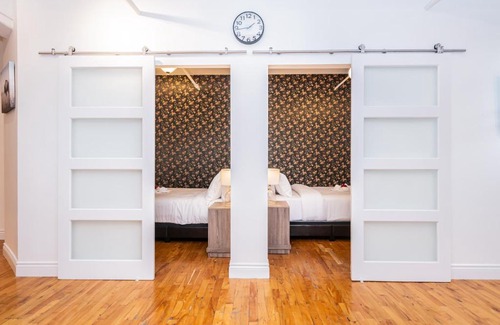 Mile End Apartment | Artistic & Tech Mile End Suites