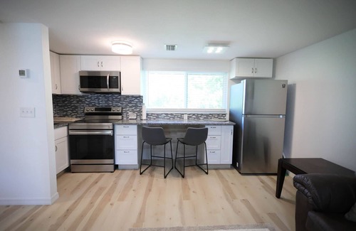 Englewood Apartment | Aruba Room Manasota Delux Villas