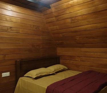 Nuwara Eliya Hotel | Aryans cabana