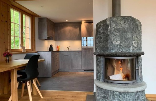 Monstein Ski Chalet | As good as new 2-room holiday chalet (55m2)