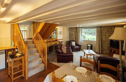 Haverfordwest House | Ash Cottage - Escape to Pembrokeshire Cottage with Pool & Sauna