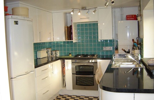 Crickhowell Cottage | Ashfield cottage in Crickhowell with views of Usk Valley,and Brecon Beacons.