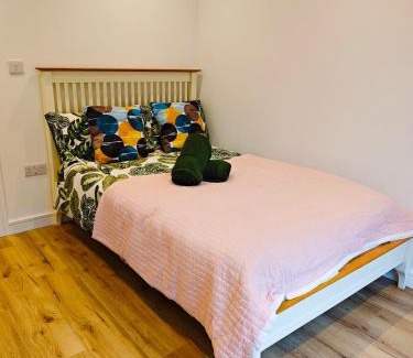 Roscoe House | Ashwood Stay