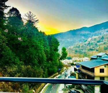 Murree Hotel | askari lodges