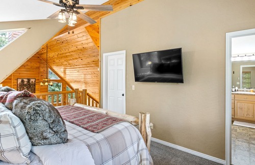 Bouvet Island Cabin | Aspen Glow Lodge ~ Luxury Cabin in Duck Creek