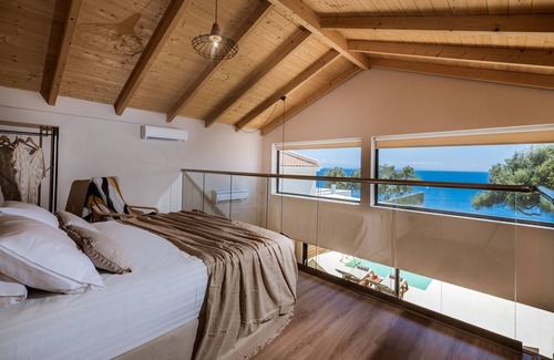 Akrotiri Villa | Astarte Villas - Anapnoi Villa with Private Pool