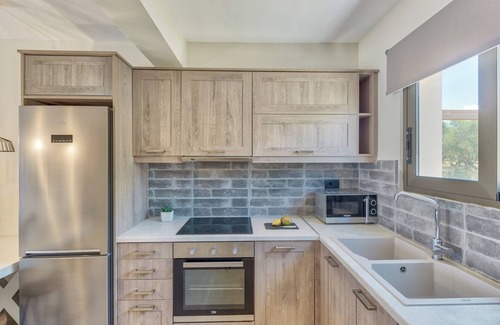 Alonia Villa | Astarte Villas - Casa Del Mare Beach Villa with Pool