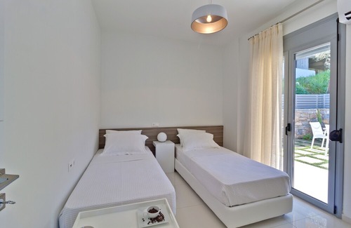 Vlichada Villa | Asterios Villa with Private Pool, Walking distance to the beach