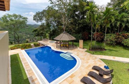 Anapoima Apartment | Astonishing 5BR House with pool in Anapoima