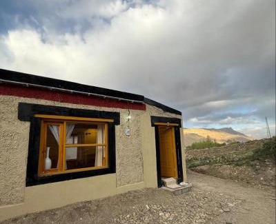 Marango Rangarik Hotel | Astro Monks