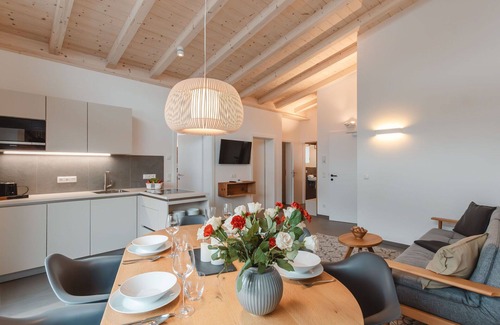 Gries Apartment | Nice apartment for 4 guests with WIFI, TV, balcony and pets allowed
