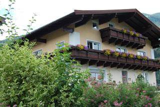 Schonbach Apartment | 45 m² Apartment ∙ 1 bedroom ∙ 4 guests