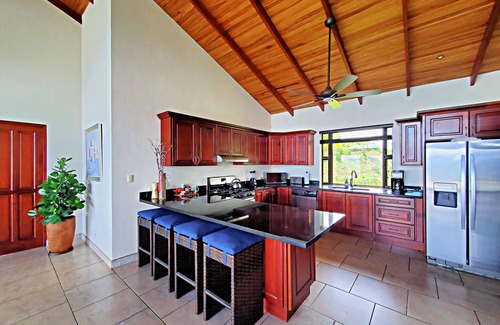 Mercedes Villa | Atenas Mountain Top Villa - Heated Pool- Breathtaking Views. AC in the bedrooms