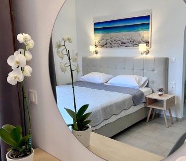 Skiathos Hotel | ATHANASIA APARTMENTS