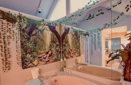 Mableton House | Atlanta's Tropical Oasis
