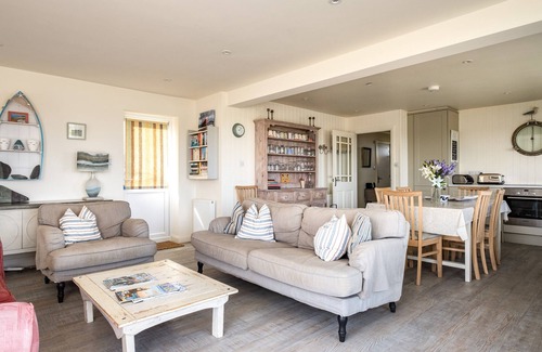 Trebetherick Cottage | ATLANTIS, pet friendly, country holiday cottage in Polzeath