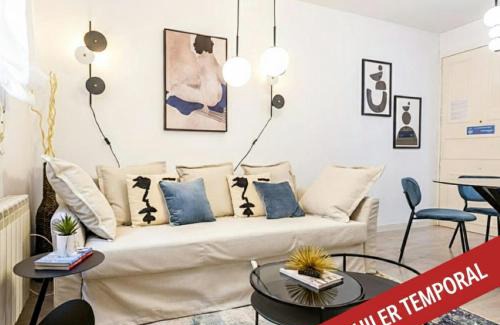 Palos de la Frontera Apartment | Atocha VI - Elegancia Urbana en una Ubicación Privilegiada