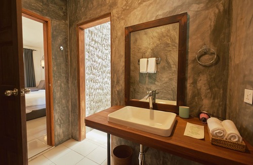 Dhigurah Hotel | Atollkey