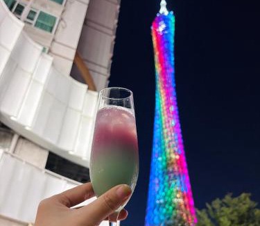 Haizhu Hotel | Atour Light Hotel Guangzhou Pazhou Exhibition Canton Tower Subway Station