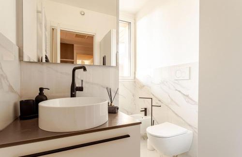Certosa Apartment | Attico San Siro, City Life, MiCo with WIFI e garage