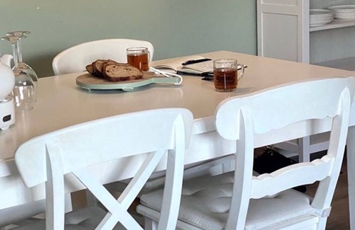 Egmond-Binnen Other | Attractive holiday home in cozy village by the sea and dunes.