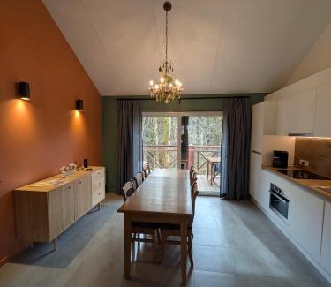 Somme-Leuze House | Au Bois Chantant