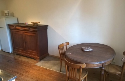 Sault-Brenaz Apartment | au Bord de la via Rhona